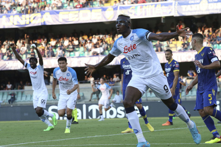 All’inizio della Serie A, il Verona ha ricevuto cinque gol dal Napoli, Barák ha segnato l’ultimo