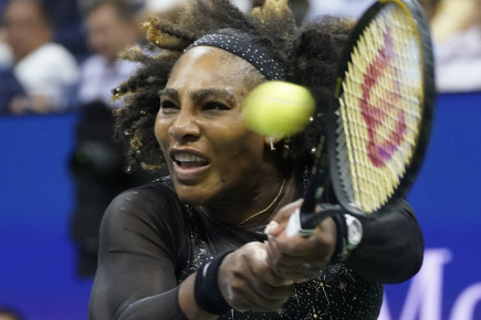 Athletes and celebrities have hailed Serena Williams as a huge inspiration