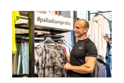 Palladium will witness a world record attempt for the number of pull-ups in 1 hour