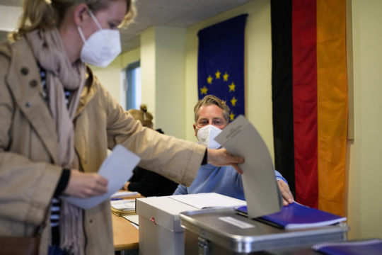 Opakované volby v Berlíně pomohly konzervativní CDU a populistické AfD