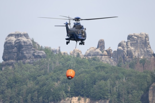 S hašením lesních požárů v ČR by letos případně pomohly 2 pronajaté vrtulníky
