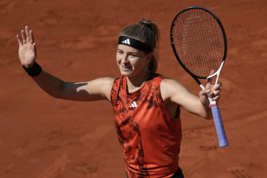 I’m in a good mood now, said Muchová after advancing to the quarter-finals