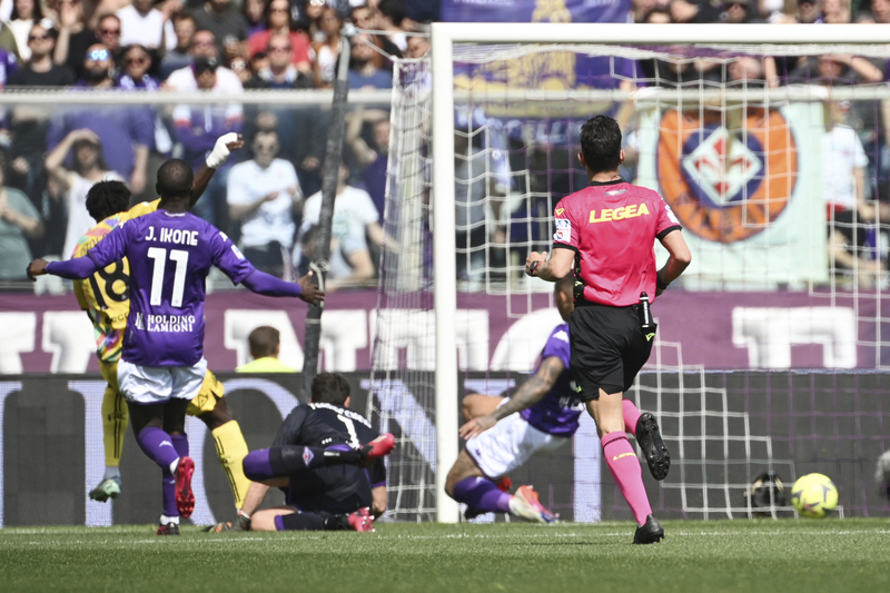 Fiorentina se střídajícím Barákem remizovala v italské lize se Speziou