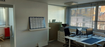 Interiér kanceláře, která sídlí v objektu Zastupitelského úřadu ČR v centru britské metropole.