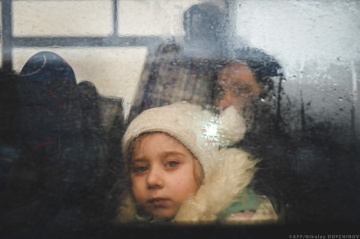 Do 8. března uprchly z Ukrajiny více než 2 miliony uprchlíků, převážně žen a dětí © Nikolay Doychinov / AFP  