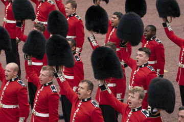 Členové britské královské gardy.