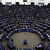 EP schválil návrh zakázat prodej aut se spalovacími motory od roku 2035